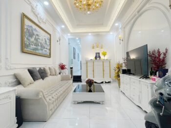 Bán nhà MT, Đường 17, Phường Phước Bình. Đường nhựa xe hơi. Nhà cấp 4. Có 2 PN, 1WC. Nhà thiết kế Tân cổ điển