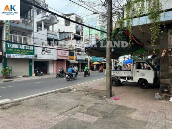 NGÂN HÀNG PHÁT MẠI - NHÀ 1 TRỆT 2 LẦU MẶT TIỀN - ĐƯỜNG HƯNG PHÚ - PHƯỜNG 8 - QUẬN 8 - 328.7M2