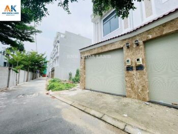 BÁN NHÀ KHU ĐỒNG BỘ - DỰ ÁN CẦU ĐÚC XUÂN PHƯỚC - 1 TRỆT 1 LỬNG 3 LẦU + MÁI CHE CẦU THANG  - ĐƯỜNG QUỐC LỘ 13 - P. HIỆP BÌNH PHƯỚC  - 67.7 M2