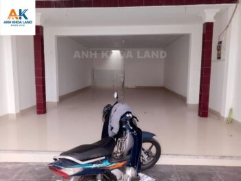 BÁN NHÀ MẶT TIỀN - NHÀ CẤP 4 - ĐƯỜNG TÔ NGỌC VÂN - P. TAM PHÚ - 86.9M2