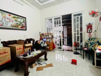 BÁN GẤP NHÀ HẺM XE HƠI- NHÀ CẤP 4 - P. LINH ĐÔNG - 94.7M2