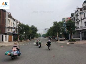 BÁN NHÀ 1 TRỆT 2 LẦU - MẶT TIỀN - ĐƯỜNG 6 - P. BÌNH CHIỂU - 168M2