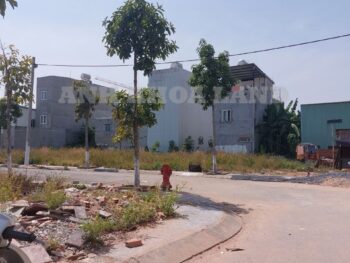 BÁN GẤP LÔ ĐẤT - P. LONG BÌNH - 59.2M2