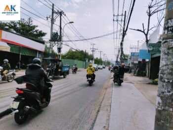 BÁN ĐẤT MT NGUYỄN DUY TRINH – P PHÚ HỮU, Q9 – 5X29,4 CN 114 M2 (đang cho quán cơm thuê 13tr/t)