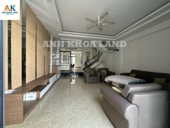 BÁN GẤP NHÀ 1 TRỆT 2 LẦU 1 SÂN THƯỢNG HẺM Ô TÔ - ĐƯỜNG 9 - P. LINH TÂY - 130.4 M2