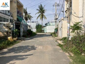 BÁN GẤP ĐẤT HẺM 8M - ĐƯỜNG NGUYỄN DUY TRINH - P. LONG TRƯỜNG - 83.9 M2